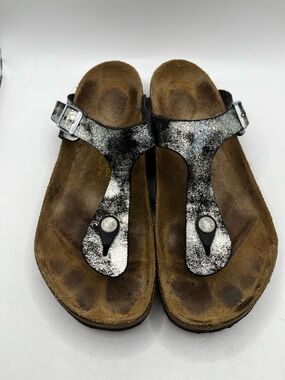 Birkenstock Gizeh Women’s Sandals size 39 Metallic